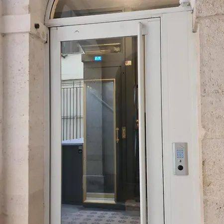 Διαμέρισμα Casalionelparis *